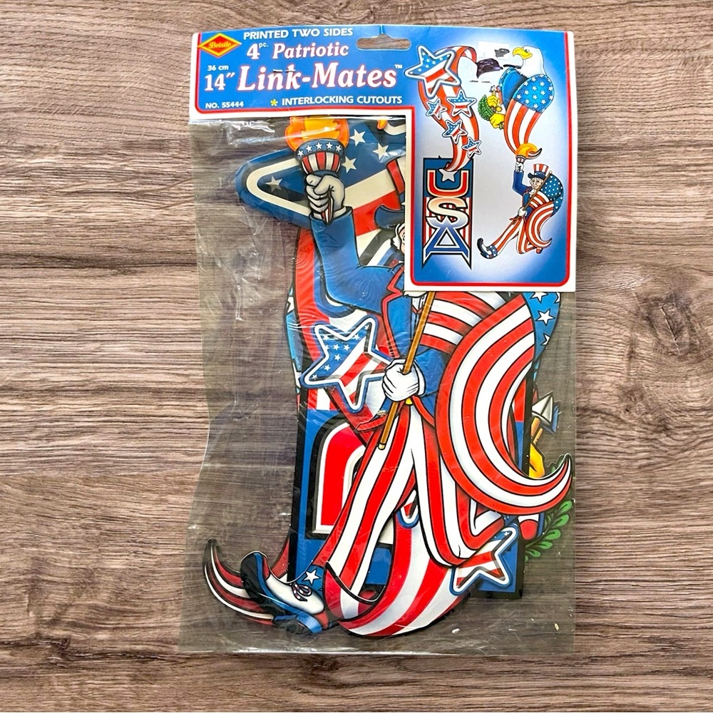 2001 Beistle 14" Patriotic Link Mates Holiday Cutout Decorations